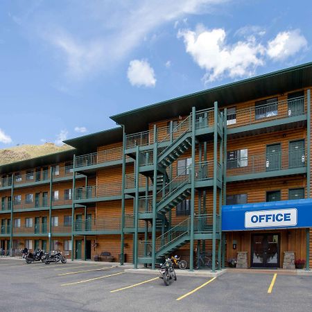 Travelodge By Wyndham Gardiner Yellowstone Park North Entr Bagian luar foto