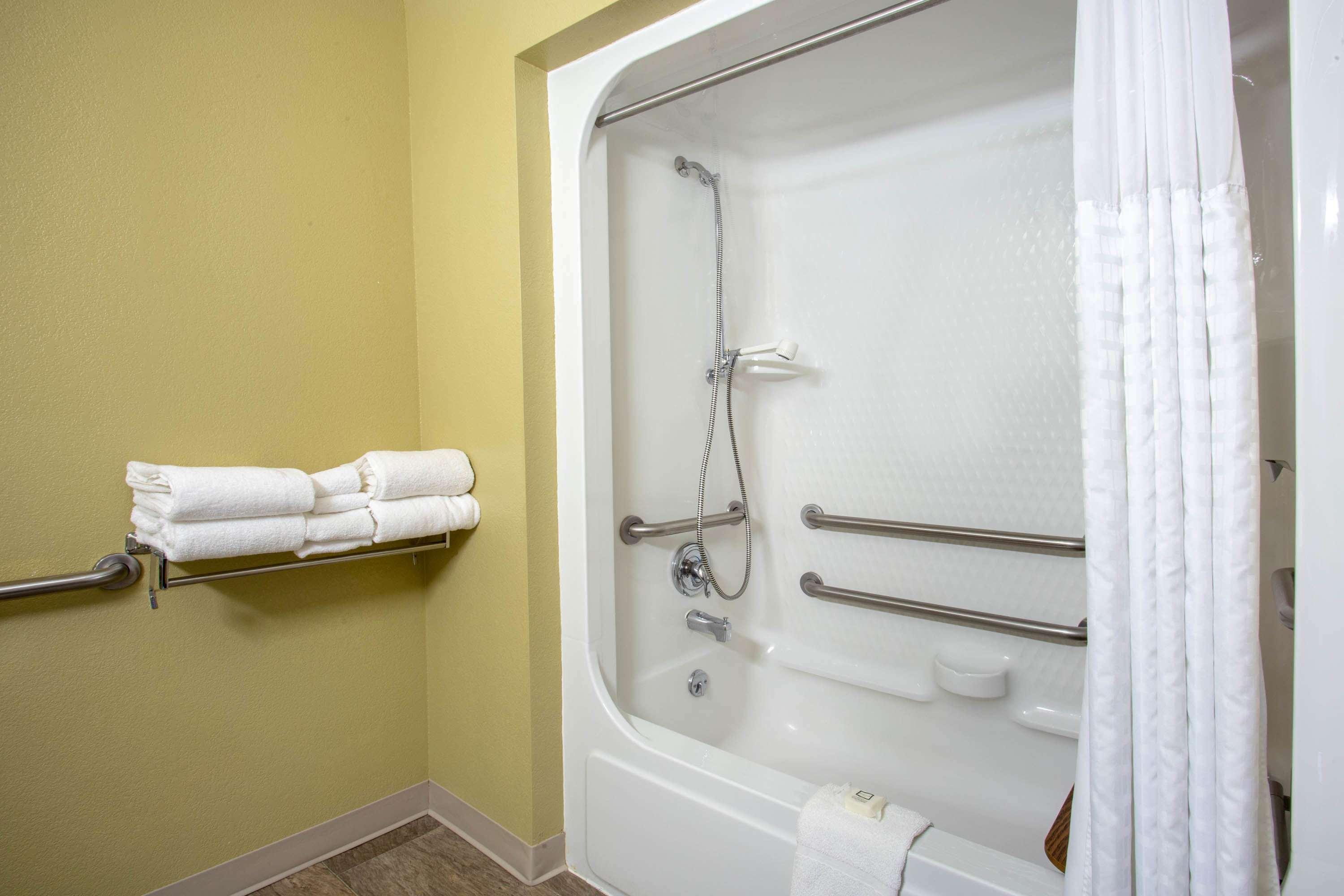 Travelodge By Wyndham Gardiner Yellowstone Park North Entr Bagian luar foto
