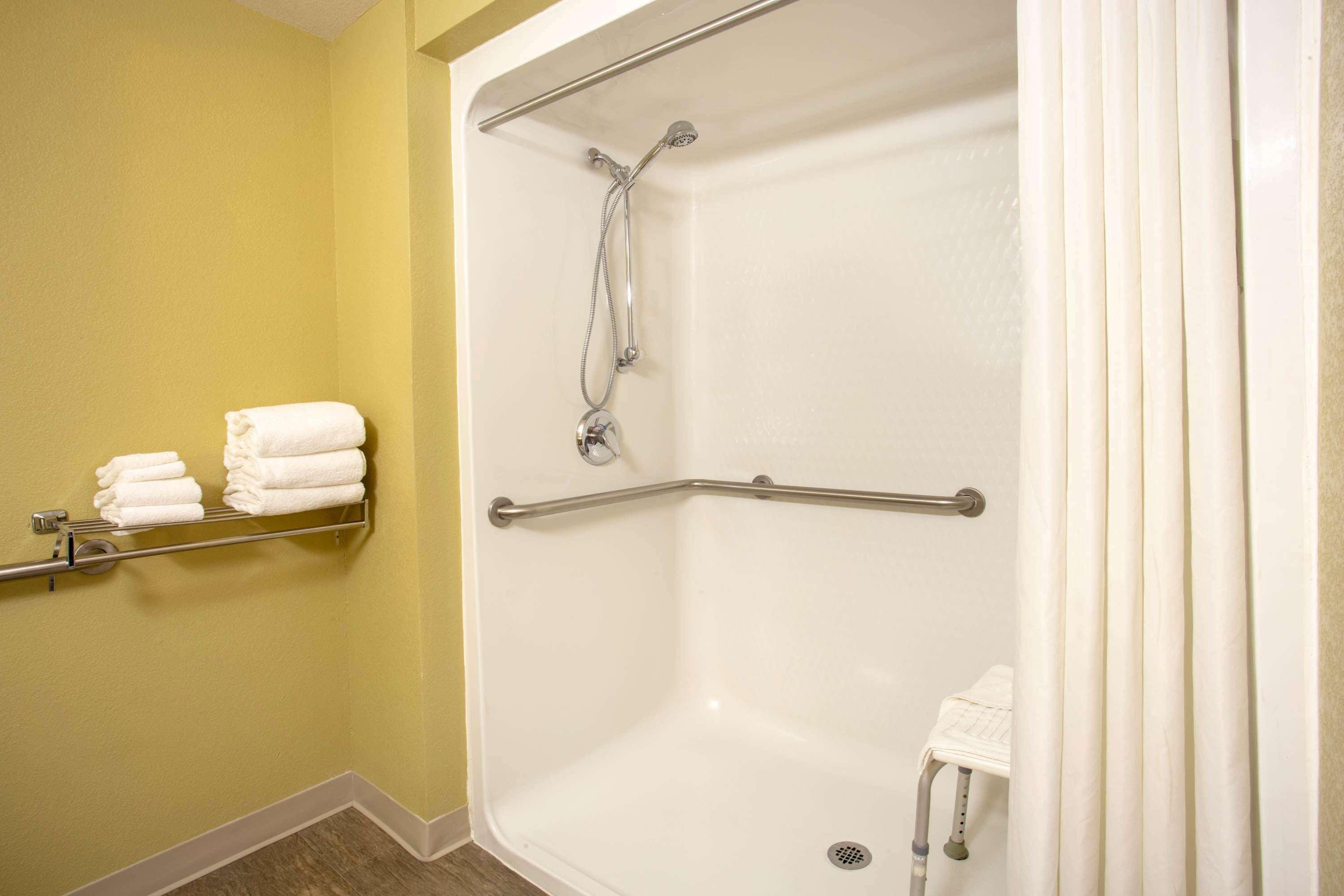 Travelodge By Wyndham Gardiner Yellowstone Park North Entr Bagian luar foto