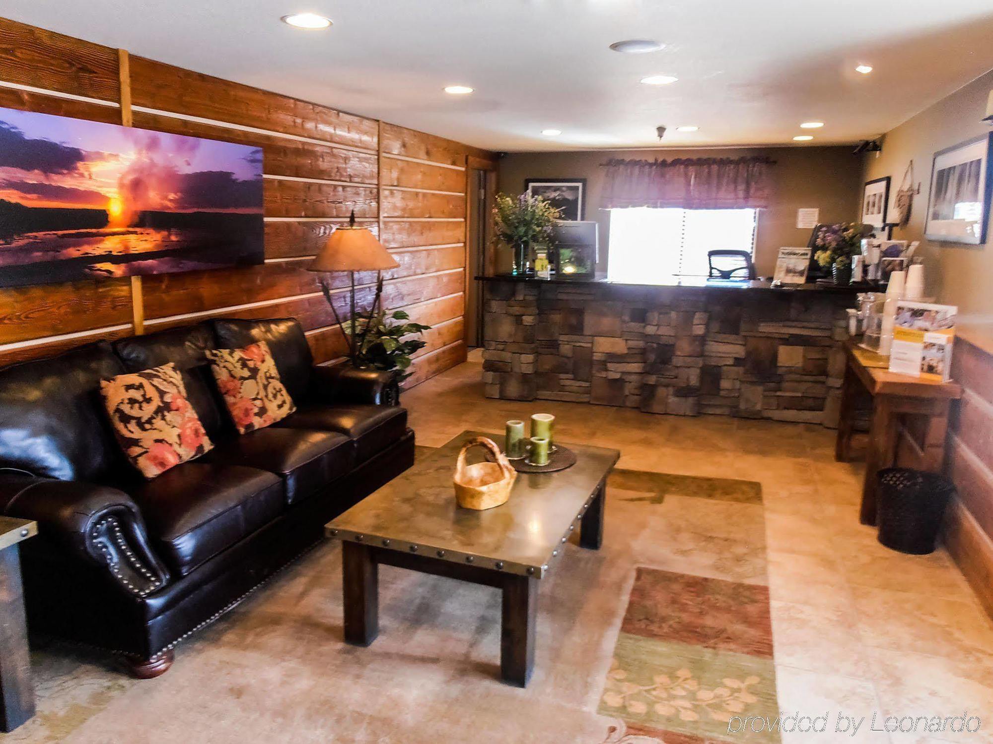 Travelodge By Wyndham Gardiner Yellowstone Park North Entr Bagian luar foto