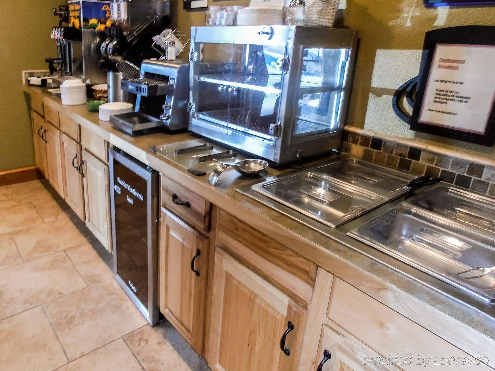 Travelodge By Wyndham Gardiner Yellowstone Park North Entr Bagian luar foto