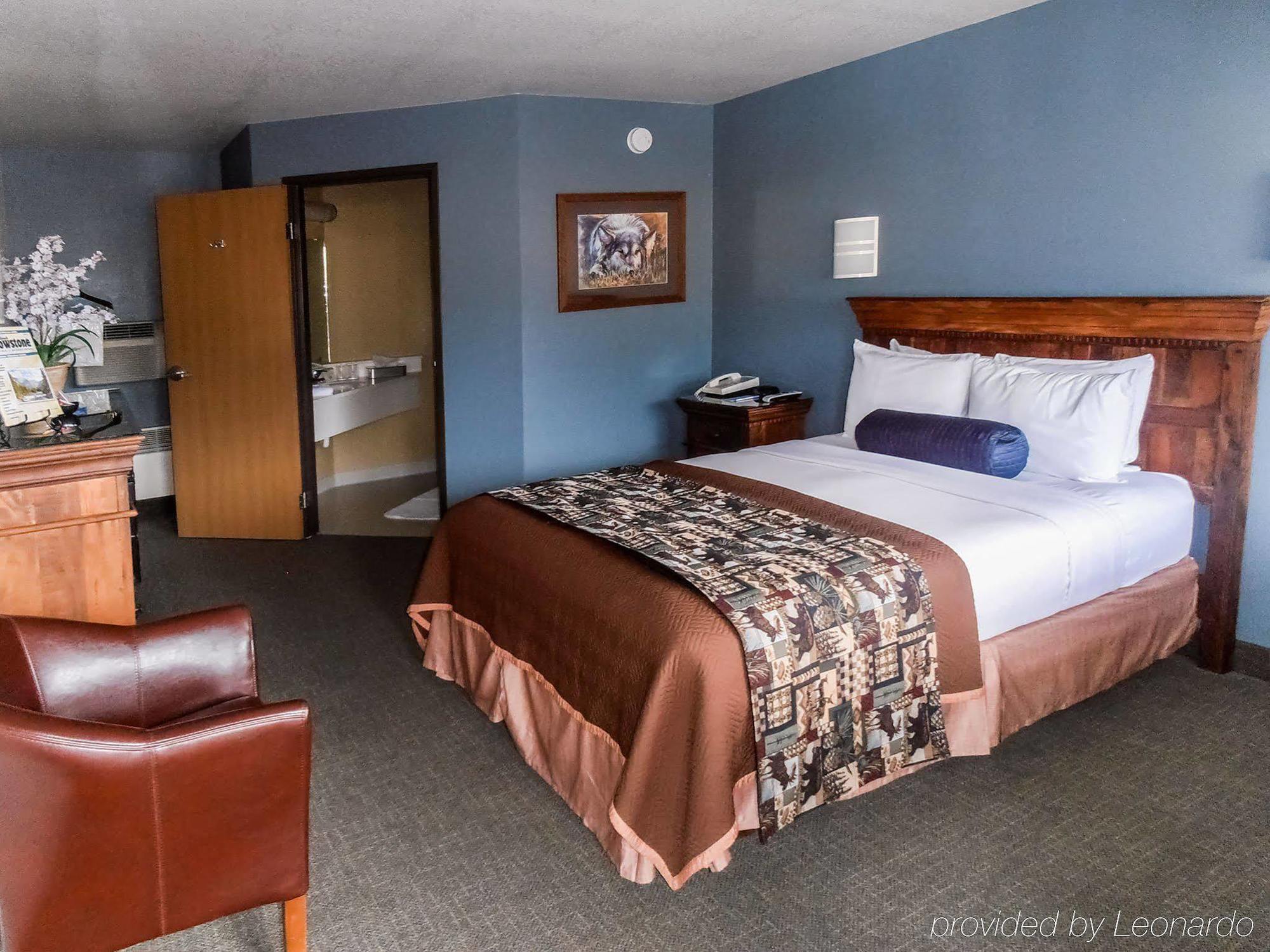 Travelodge By Wyndham Gardiner Yellowstone Park North Entr Bagian luar foto